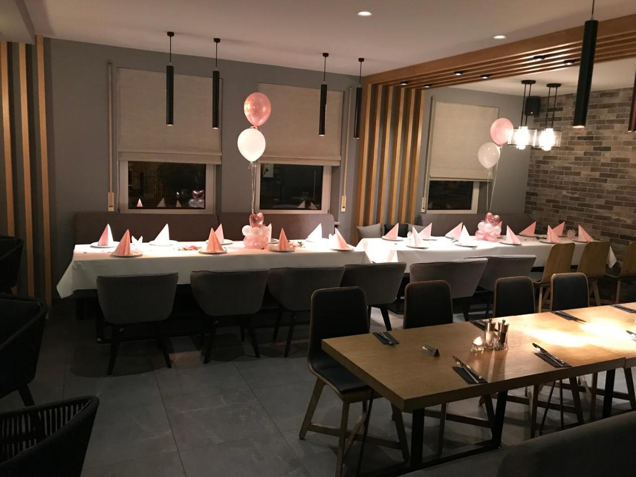 Akropolis Hotel Nuremberg Bagian luar foto