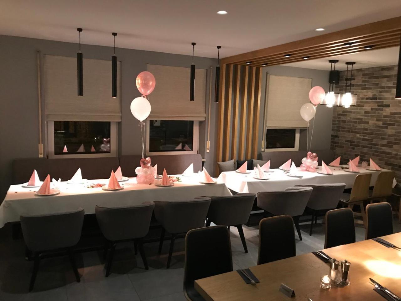 Akropolis Hotel Nuremberg Bagian luar foto