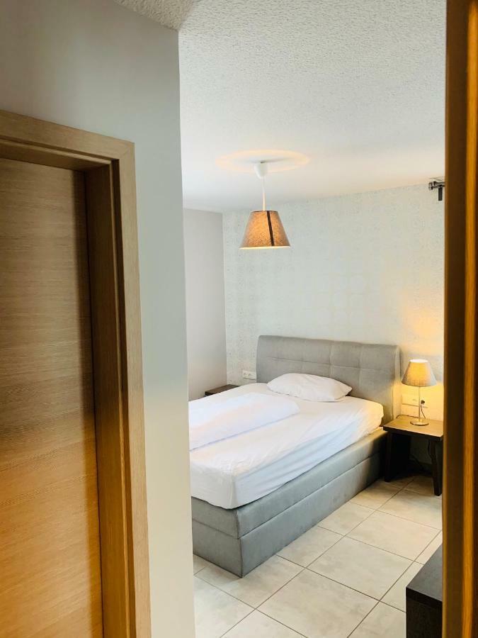 Akropolis Hotel Nuremberg Bagian luar foto